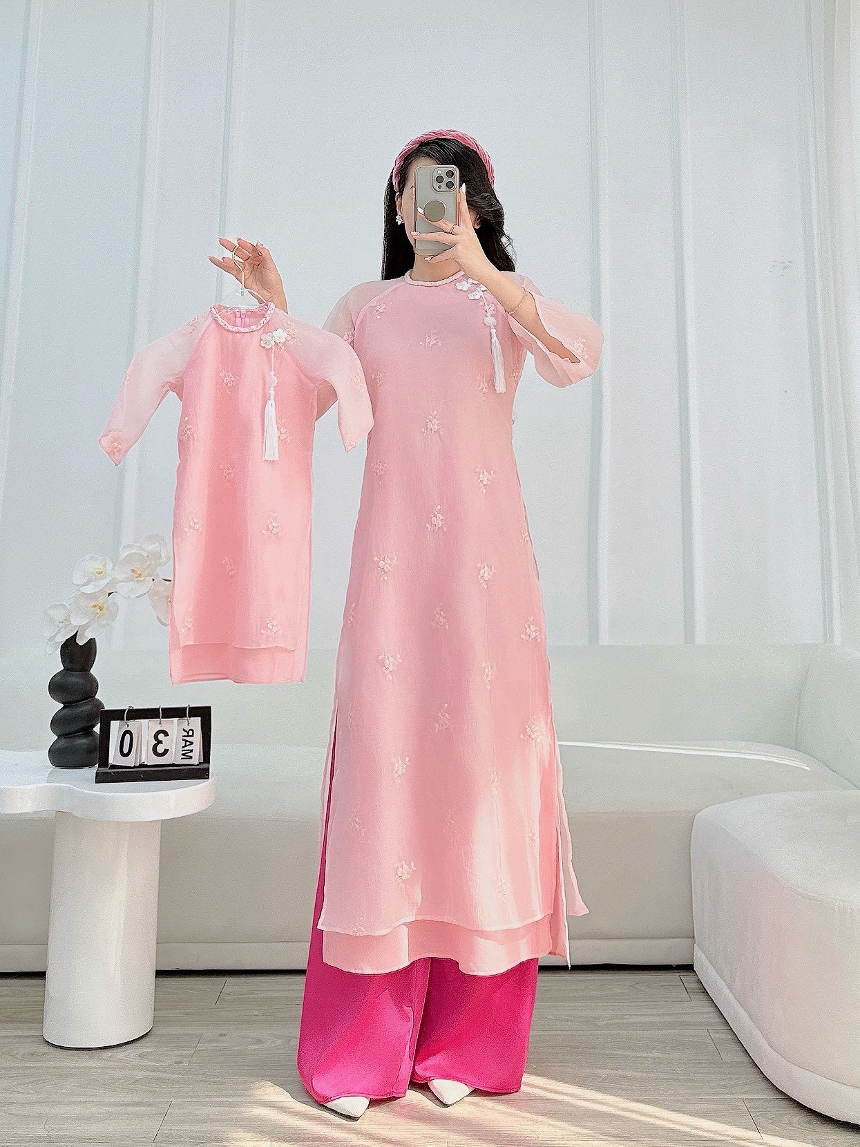 hong ren quan sen Mommy and me matching ao dai set for women and girl| Ao Dai Me va Be modern silk organza| | Lunar New Year| MB61