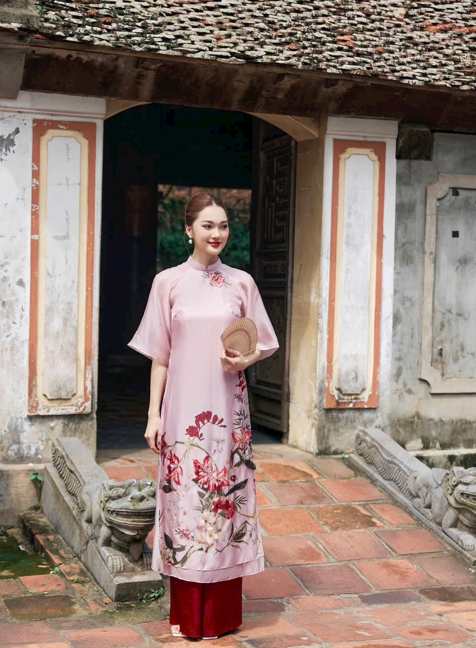 Silk modern flower ao dai | Pre-made Vietnamese Dress for Lunar New Year Ao Dai Viet Nam|Ao Dai Cach Tan with Pants S10