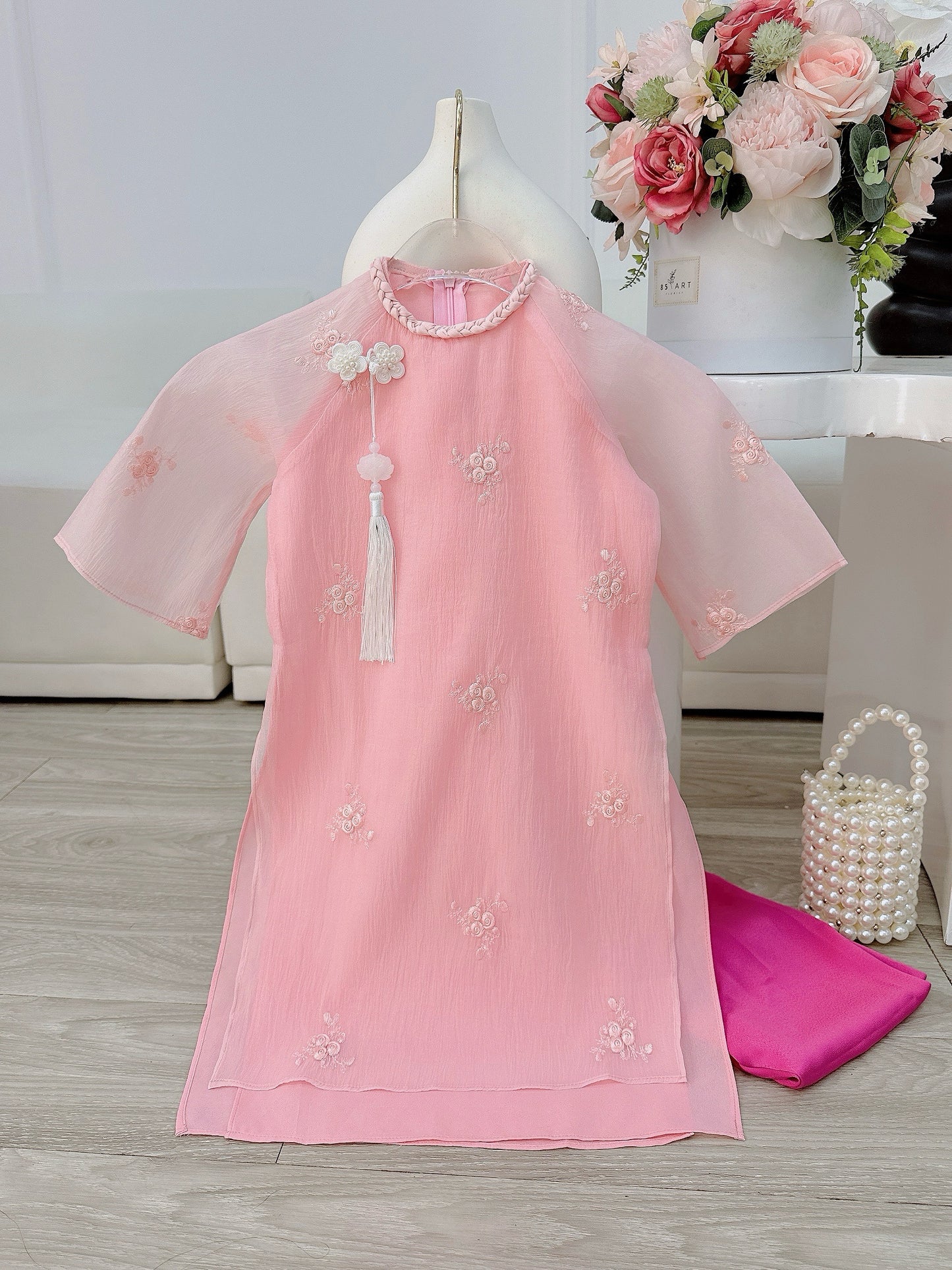 hong ren quan sen Mommy and me matching ao dai set for women and girl| Ao Dai Me va Be modern silk organza| | Lunar New Year| MB61