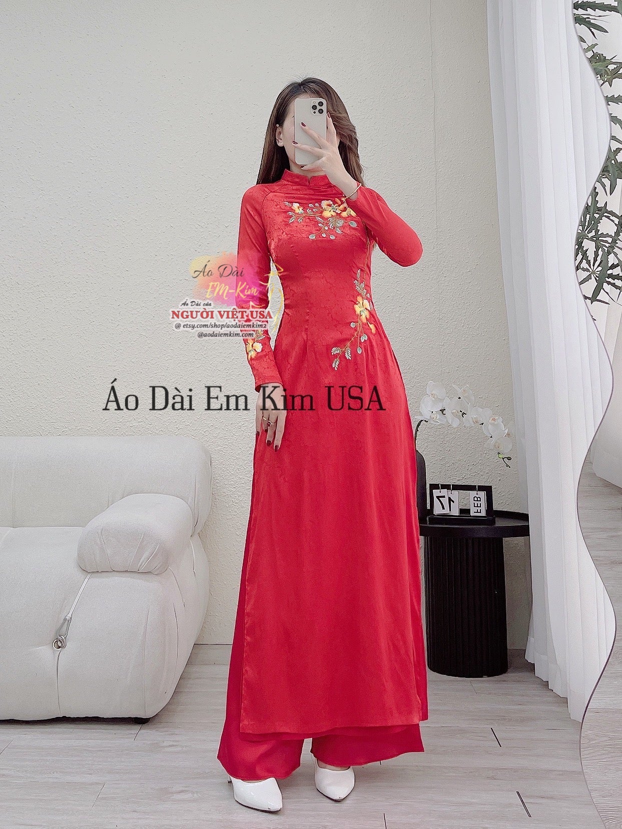 Embroidered floral Ao Dai Set B5