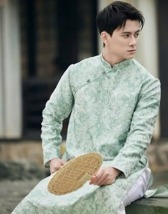 Green Ao Dai Men|  Embroidery Ao Dai for mens(No pants included) |Lunar New Year | Vietnamese traditional ADN40