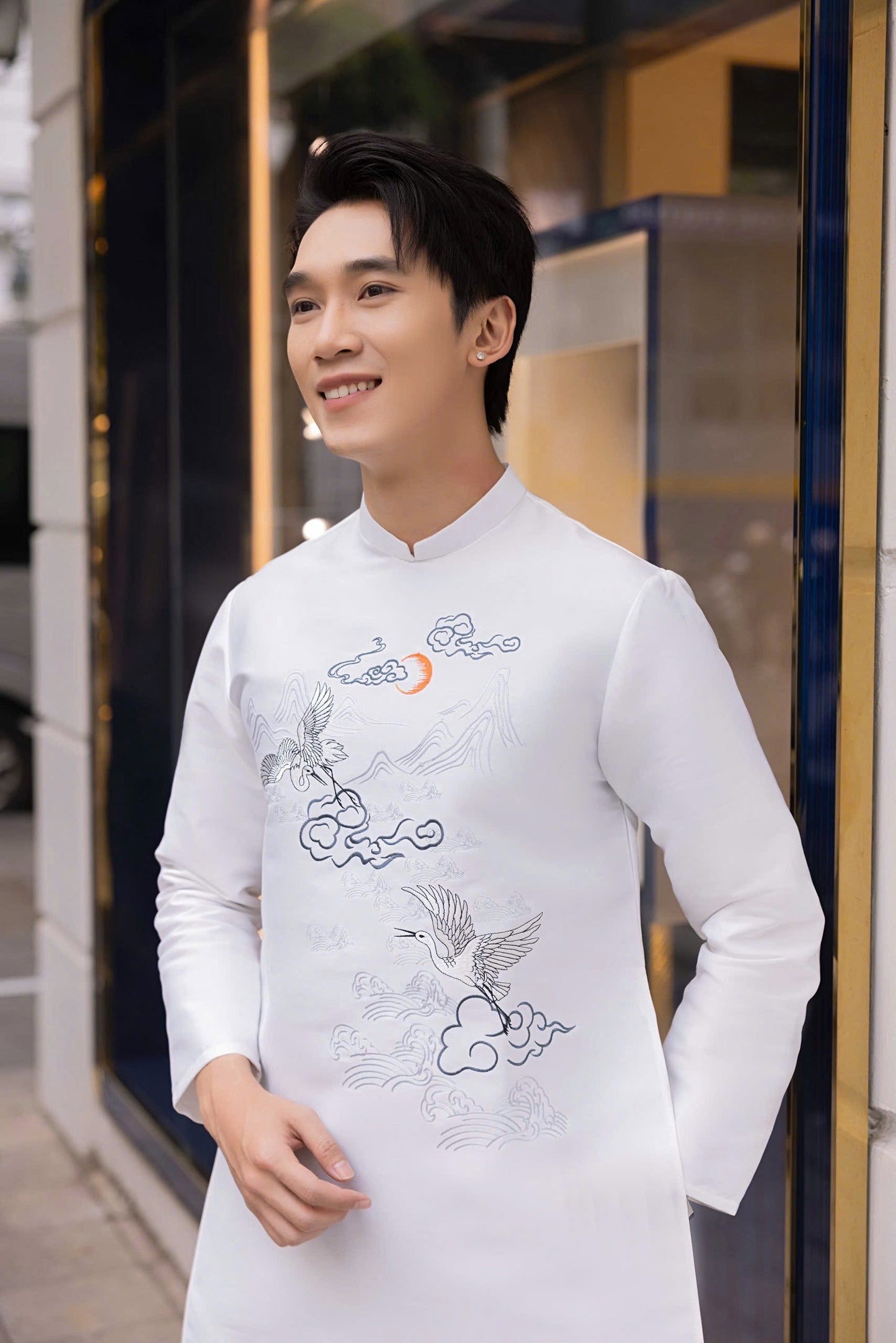 White Ao Dai with Embroidred Ocean and Bird Ao Dai Men|  Embroidery Ao Dai for mens(No pants included) |Lunar New Year | Vietnamese traditional ADN34
