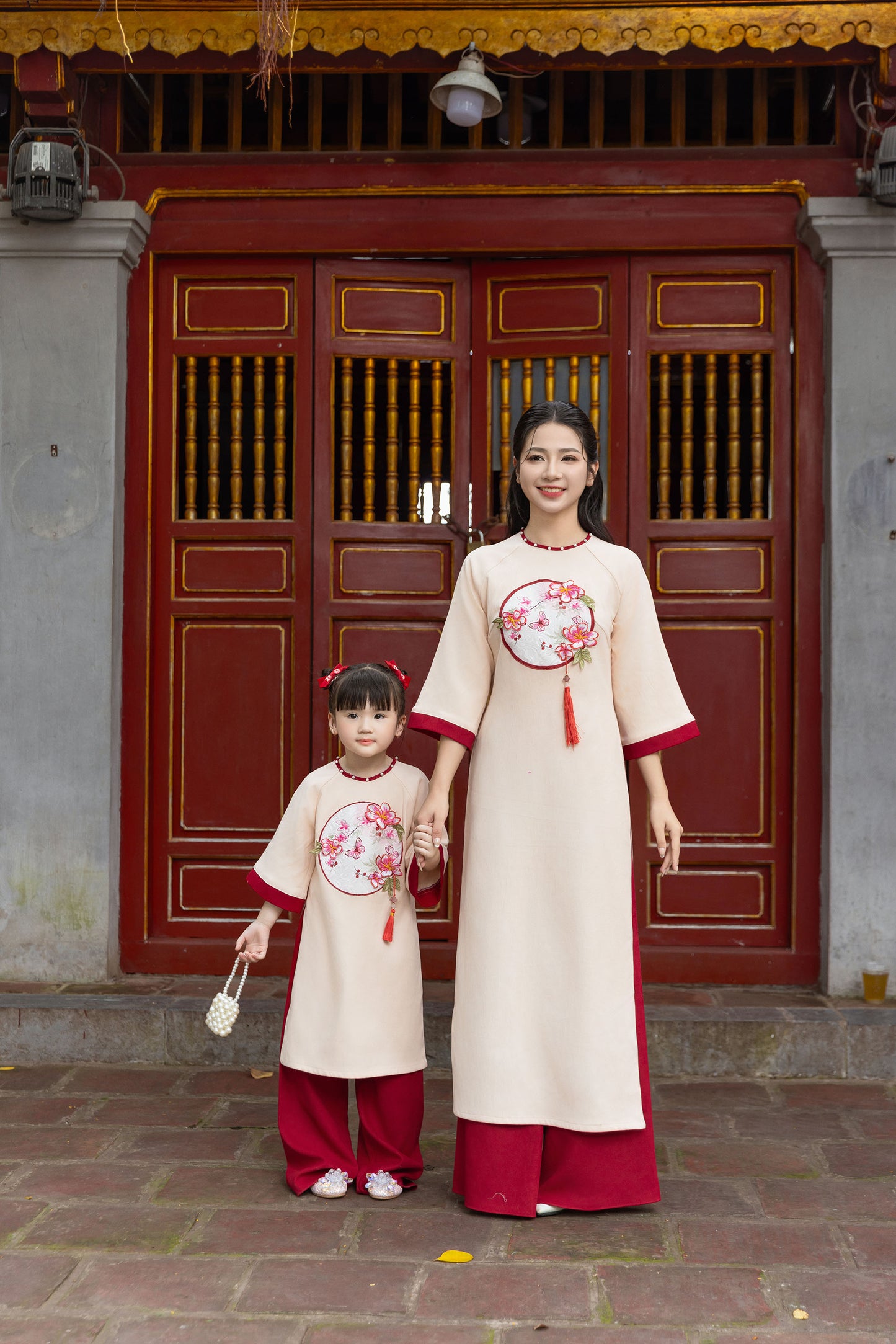 Cream Mommy and me matching ao dai set for women and girl| Ao Dai Me va Be modern silk organza| | Lunar New Year| MB64