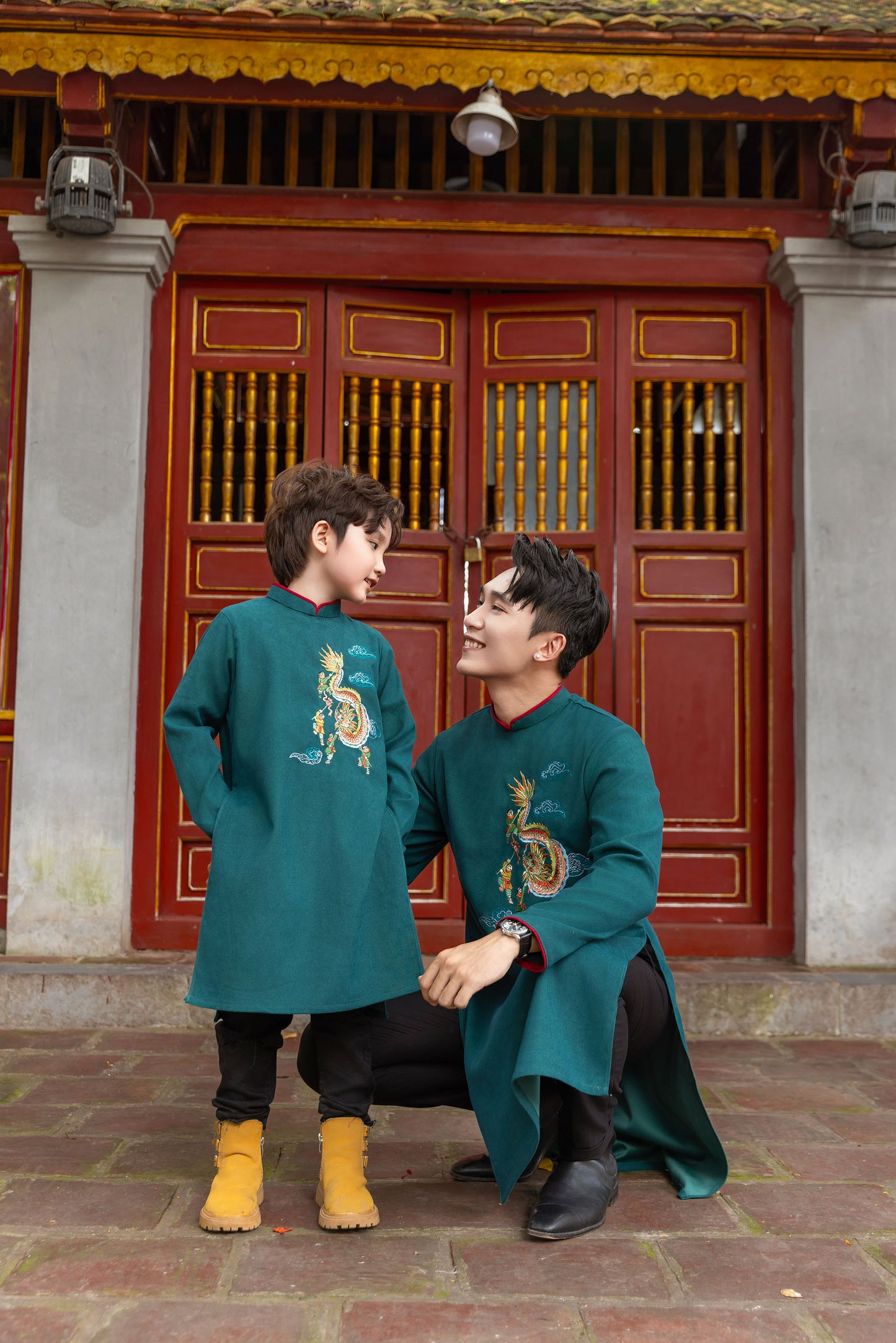 Red Green Family Matching Ao Dai , Pre-made Modernized Vietnamese Ao Dai, Ao Dai Lunar New Year/Matching Ao Dai Tet|GD50