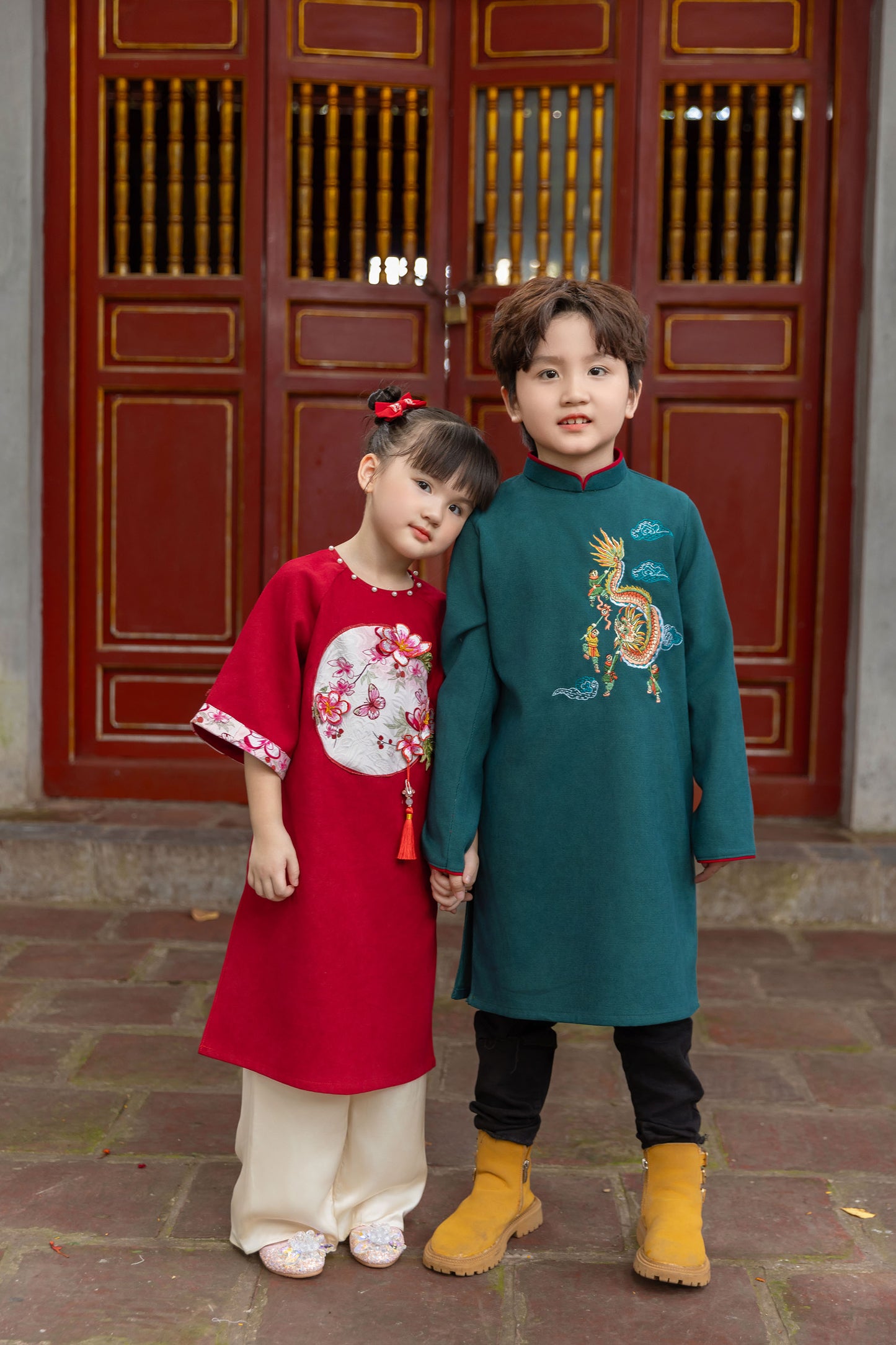 Red Green Family Matching Ao Dai , Pre-made Modernized Vietnamese Ao Dai, Ao Dai Lunar New Year/Matching Ao Dai Tet|GD50