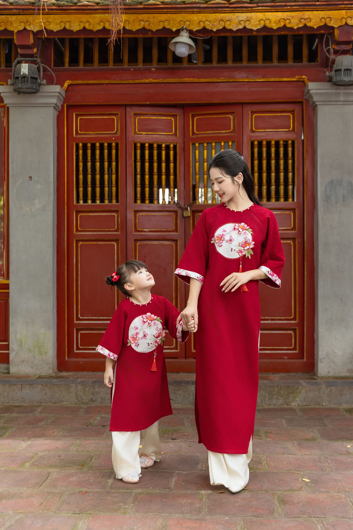 Red Green Family Matching Ao Dai , Pre-made Modernized Vietnamese Ao Dai, Ao Dai Lunar New Year/Matching Ao Dai Tet|GD50