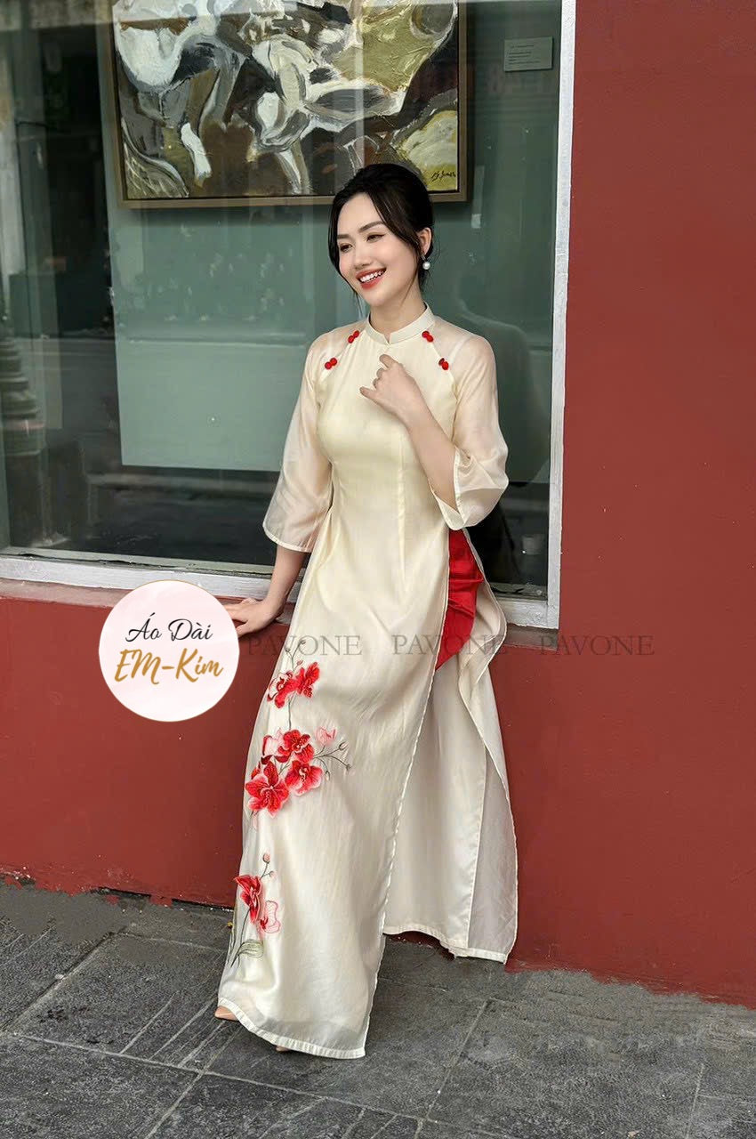 Hoa Phuọng thêu Ao Dai cach tân  P06