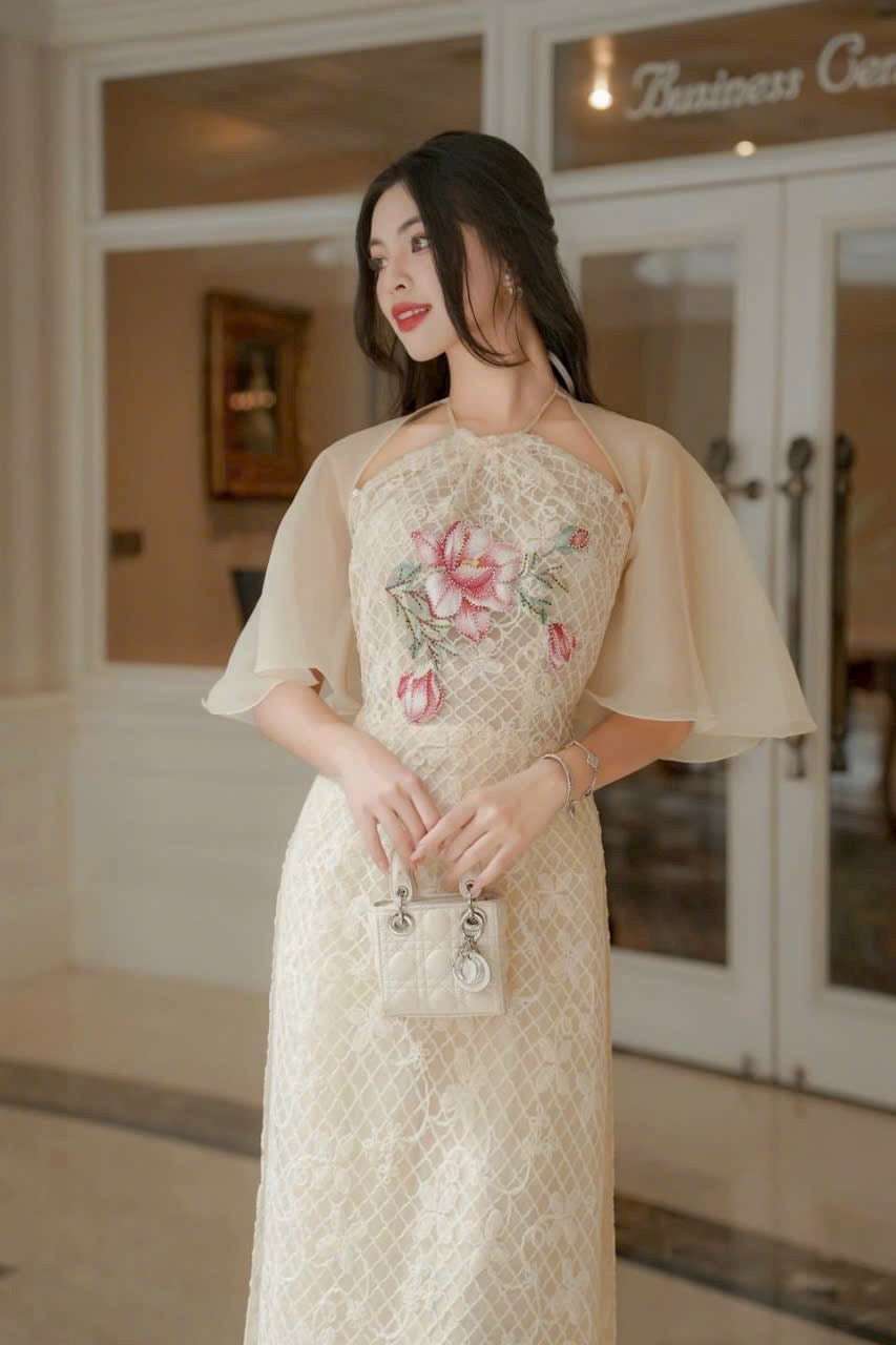 Cream Lace Embroidery Ao Dai Yem P09