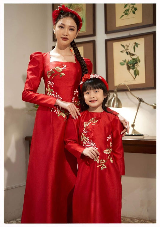 Mommy and Daughter Red Embroidered Flower MB20