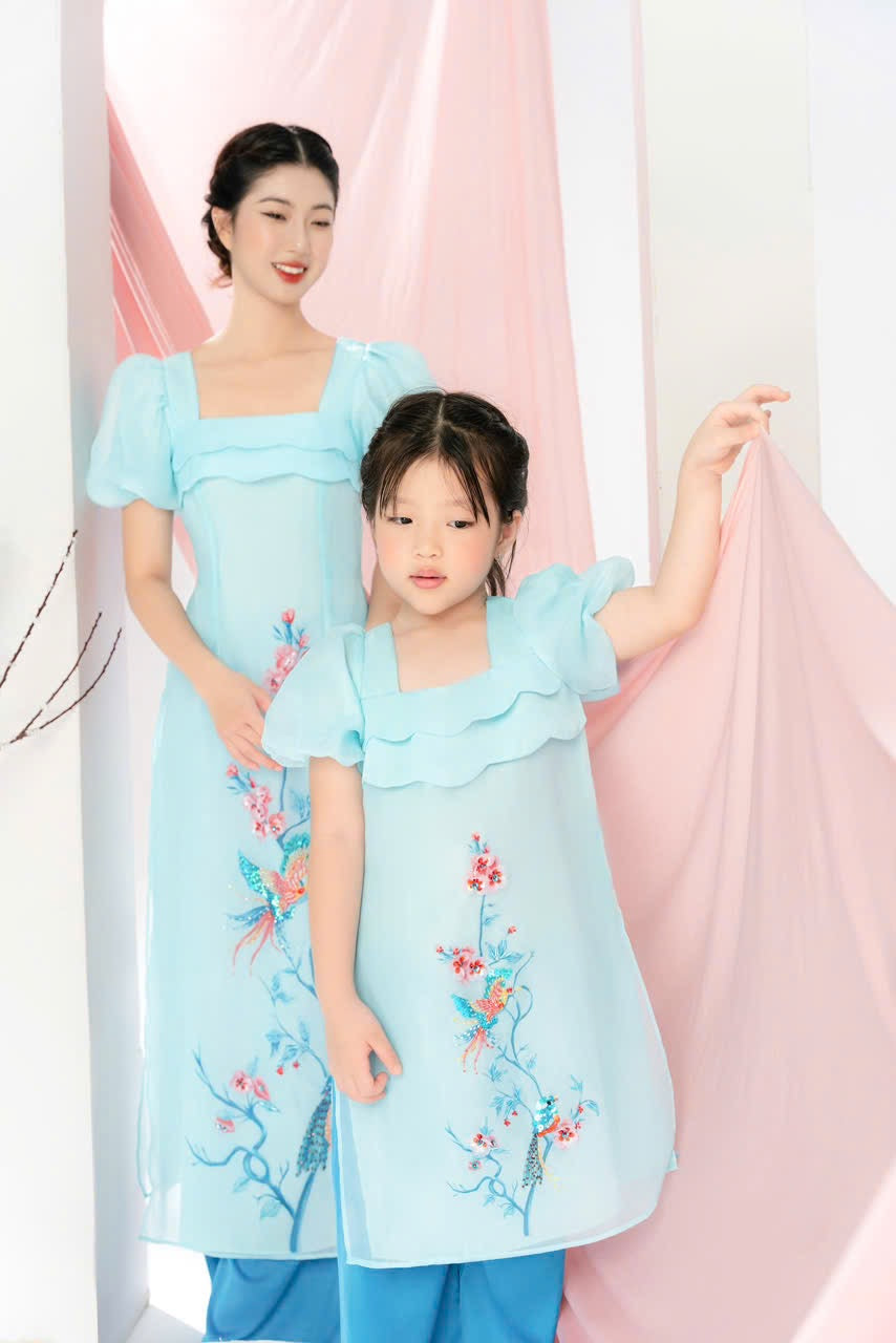 Blue Mommy and me matching ao dai set for women and girl| Ao Dai Me va Be modern silk organza| | Lunar New Year| MB55