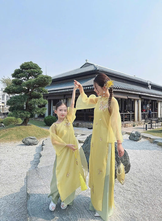 yellow Mommy and me matching ao dai set for women and girl| Ao Dai Me va Be modern silk organza| | Lunar New Year| MB66