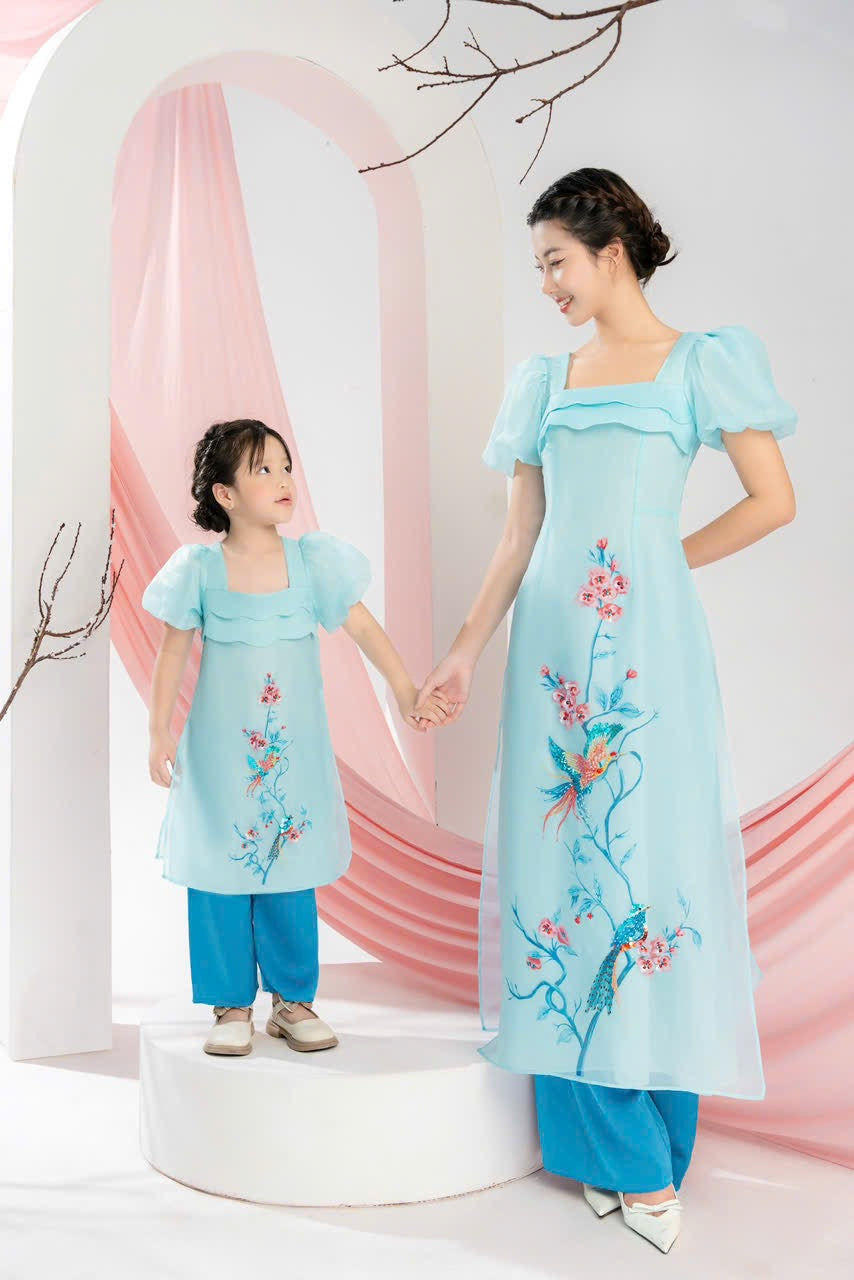 Blue Mommy and me matching ao dai set for women and girl| Ao Dai Me va Be modern silk organza| | Lunar New Year| MB55