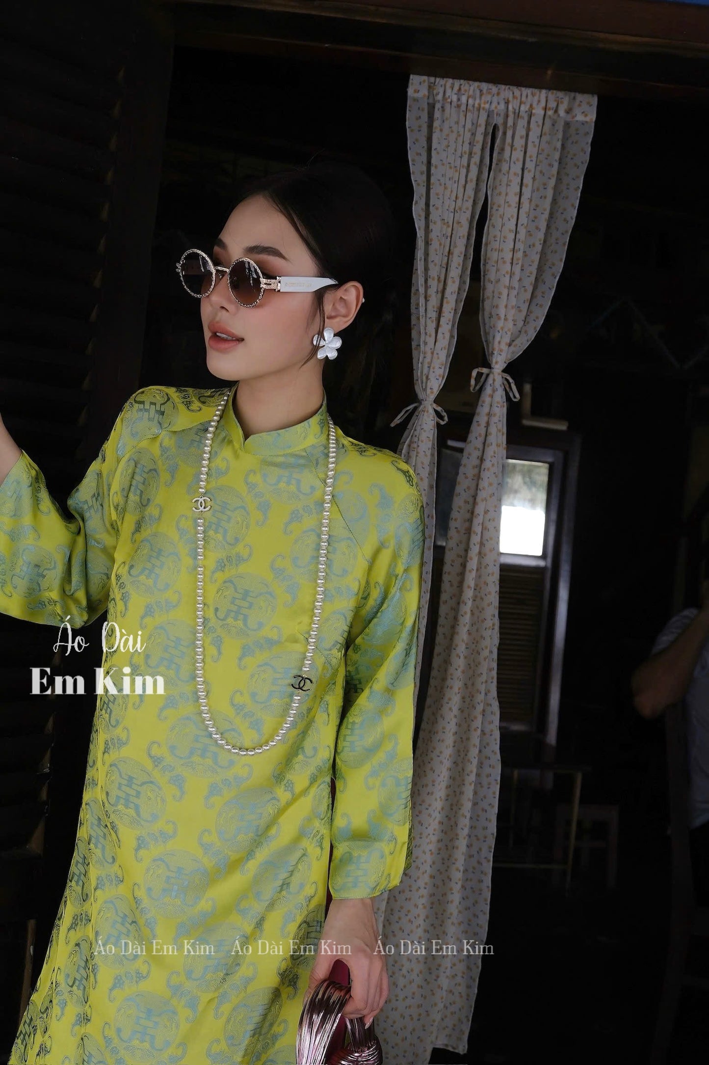 Vàng Gấm Ao Dai| Pre-made Vietnamese Dress for Lunar New Year Ao Dai Viet Nam|Ao Dai Cach Tan with Pants Q15