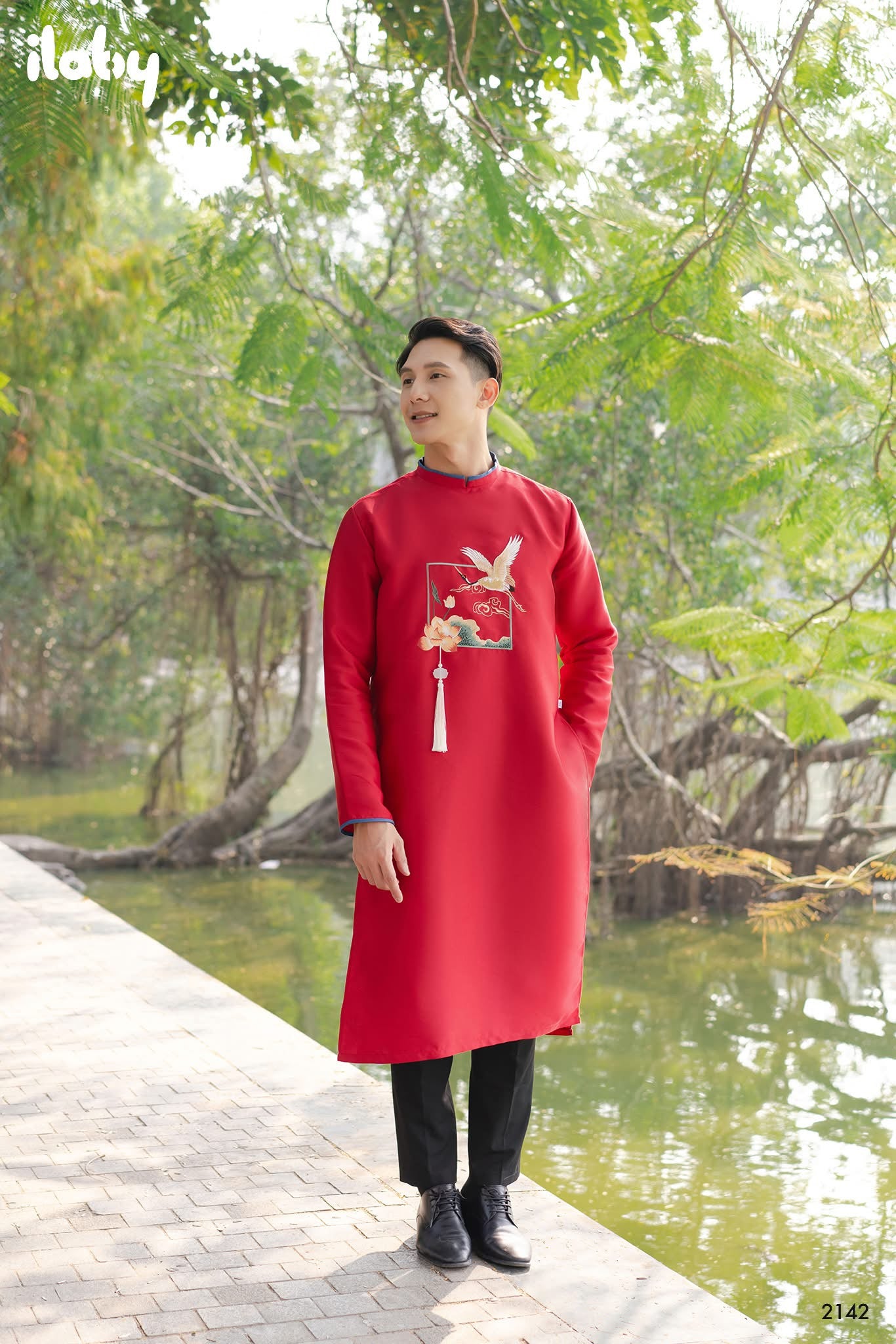 Ao Dai Men|  embroidery ao dai for men tapta(No pants included) Lunar New Year | Vietnamese traditional   ADN30