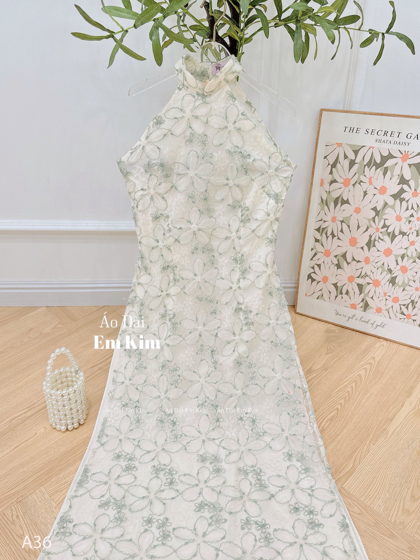 Flower lace embroidery tơ thêu sleeveless Ao Dai - A36 - No Pants