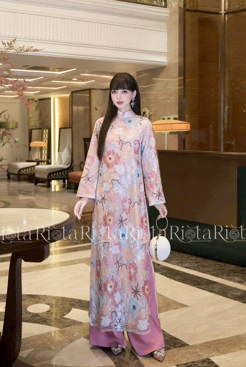 KIM SA PINK Ao Dài Cách Tân B43