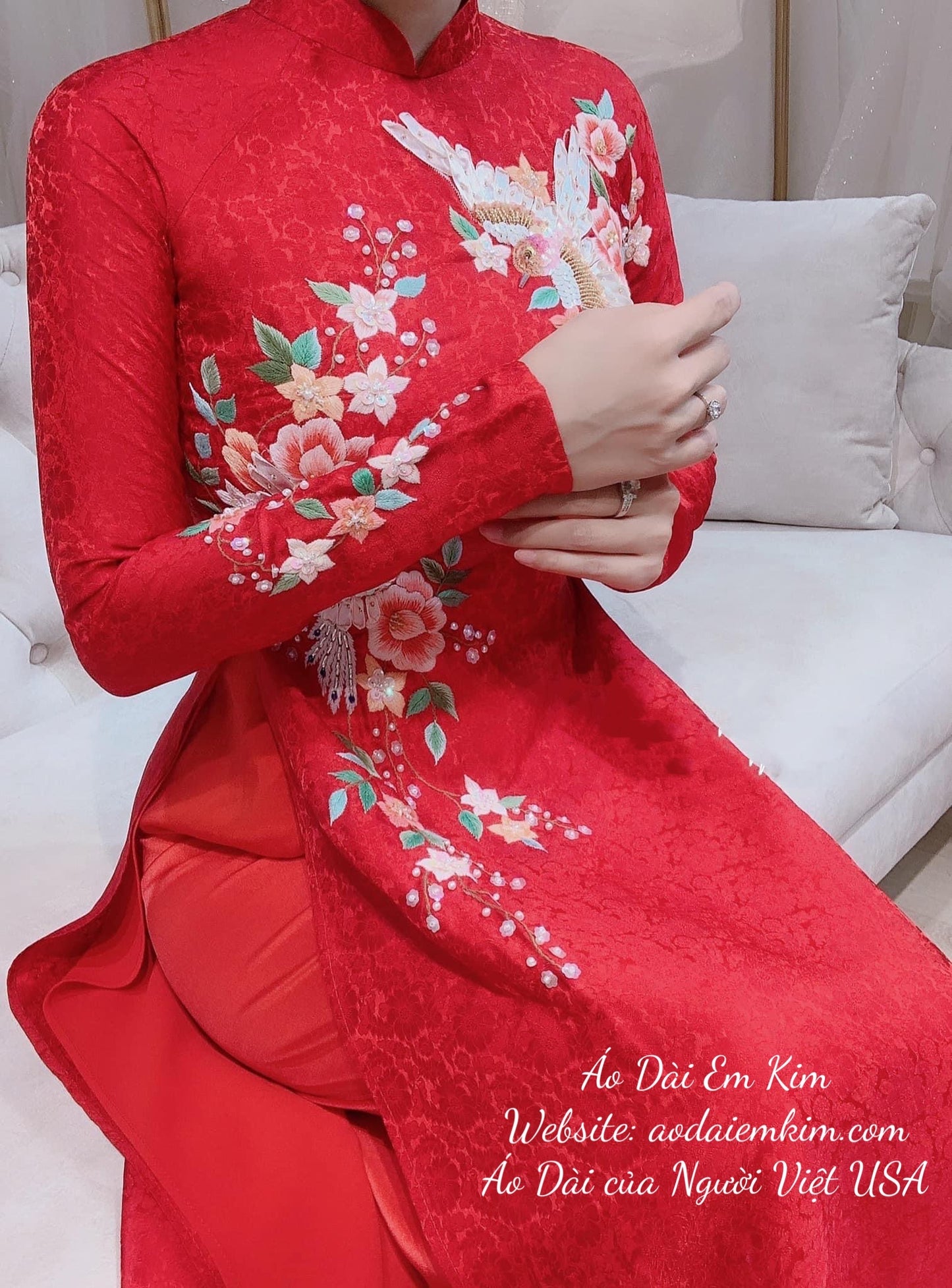 ISABELLA -Red Wedding Áo Dài