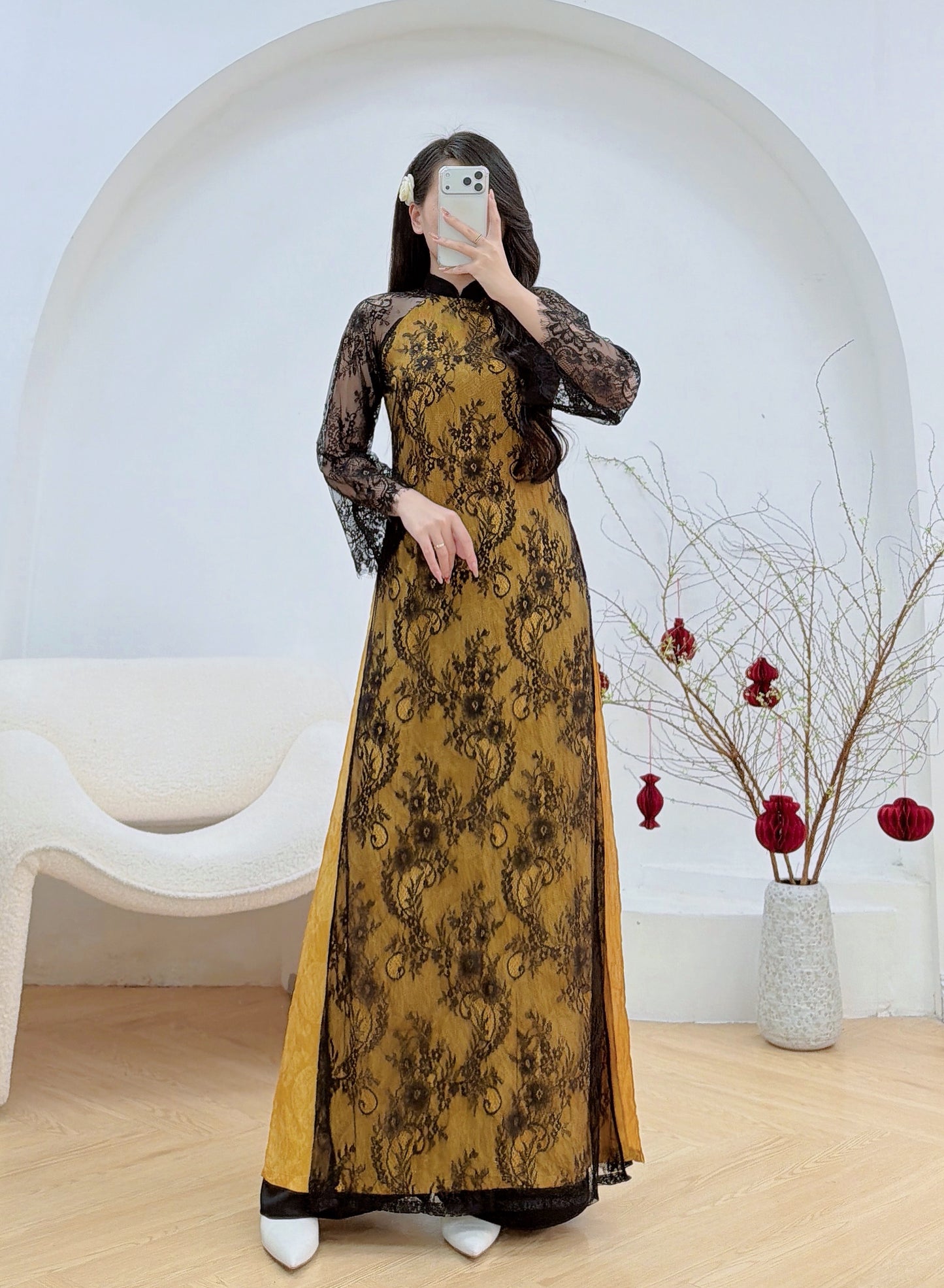 LACE black / gold áo Dài Ren B50