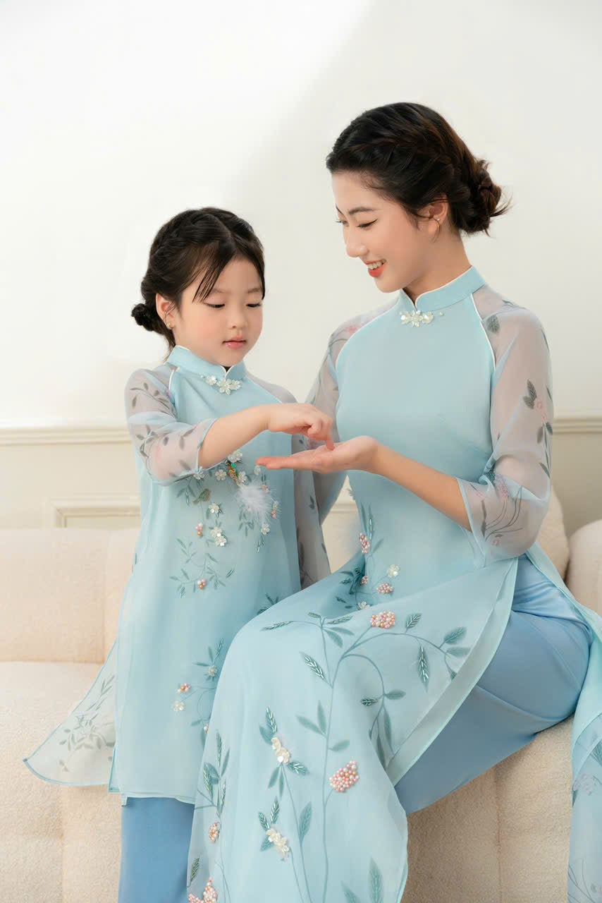 Blue Mommy and me matching ao dai set for women and girl| Ao Dai Me va Be modern silk organza| | Lunar New Year| MB53