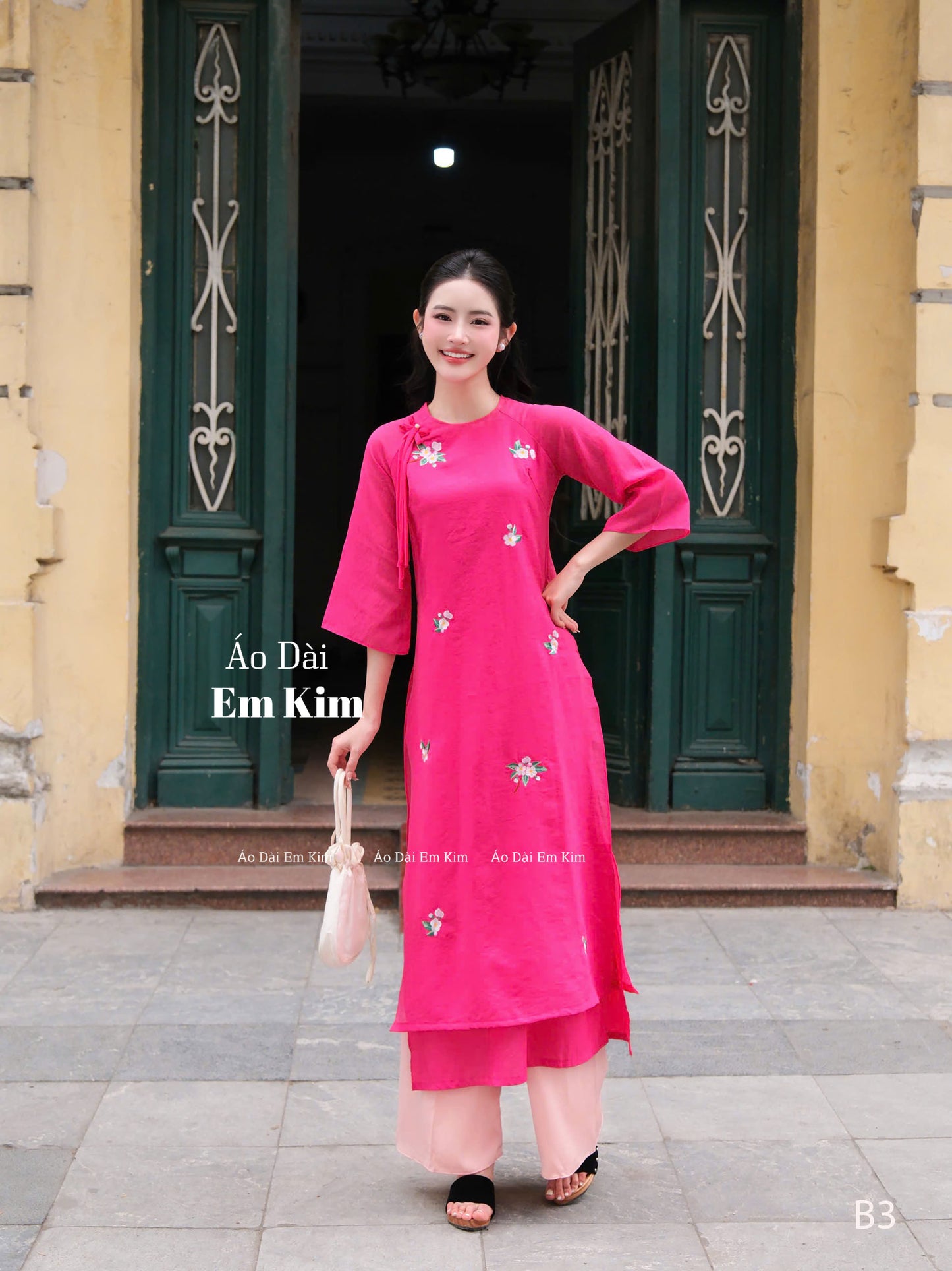Ao Dai Cach Tan Pink Embroidery with pants |B3