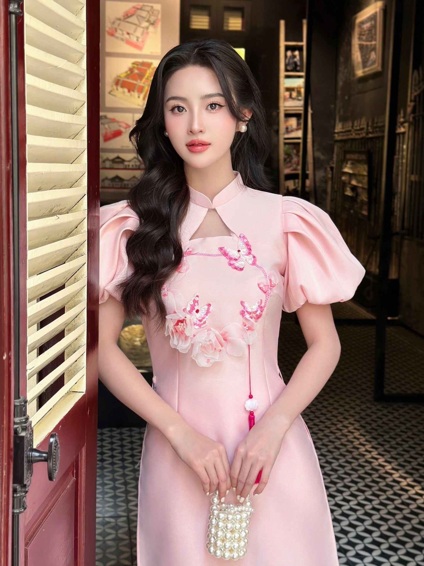 Ao Dai cach tan tapta Pink flowers| Pre-made Vietnamese Dress for Lunar New Year Ao Dai Viet Nam|Ao Dai Cach Tan with Pants Q22