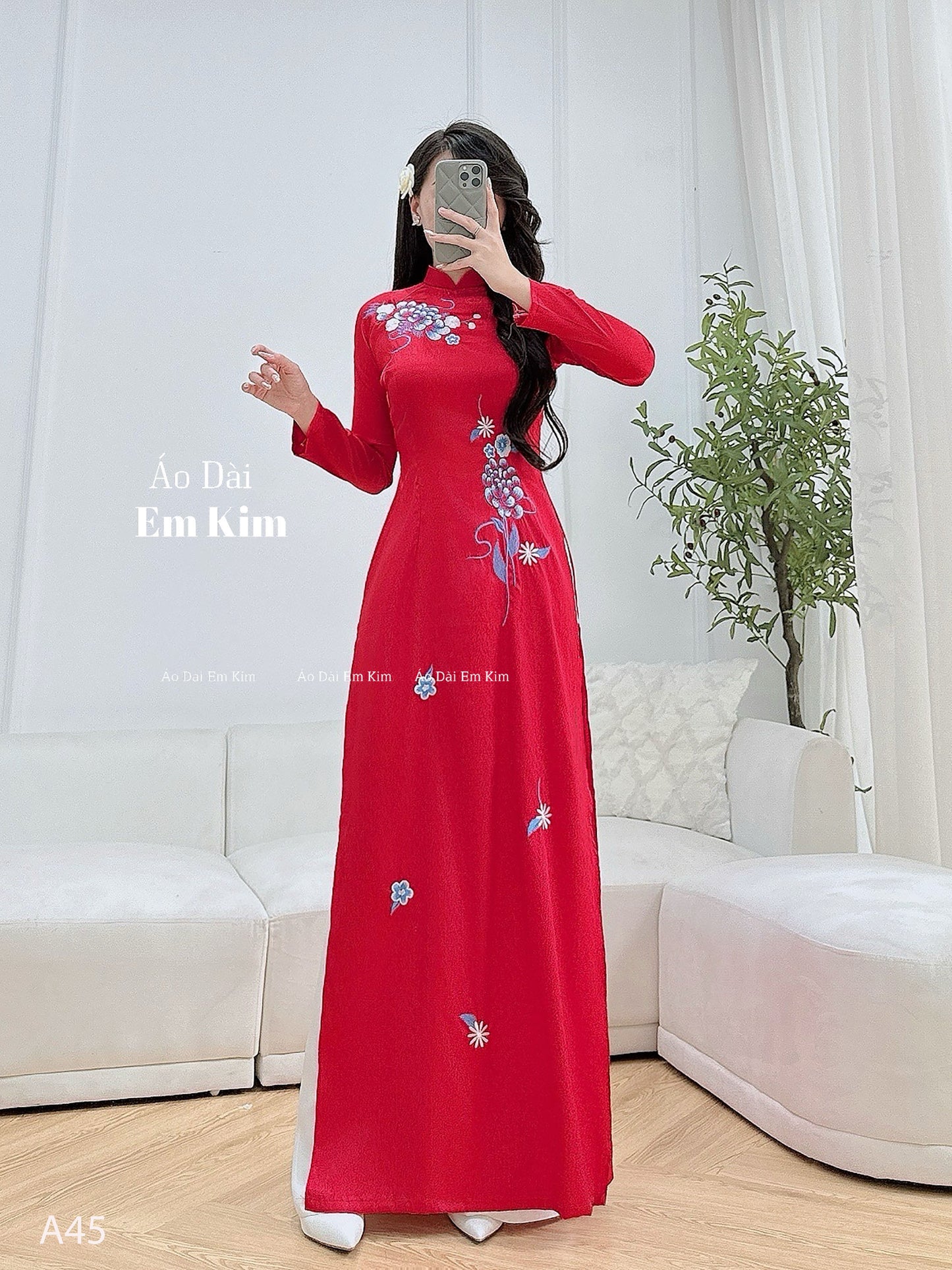 Red theu Design Ao Dai  A45