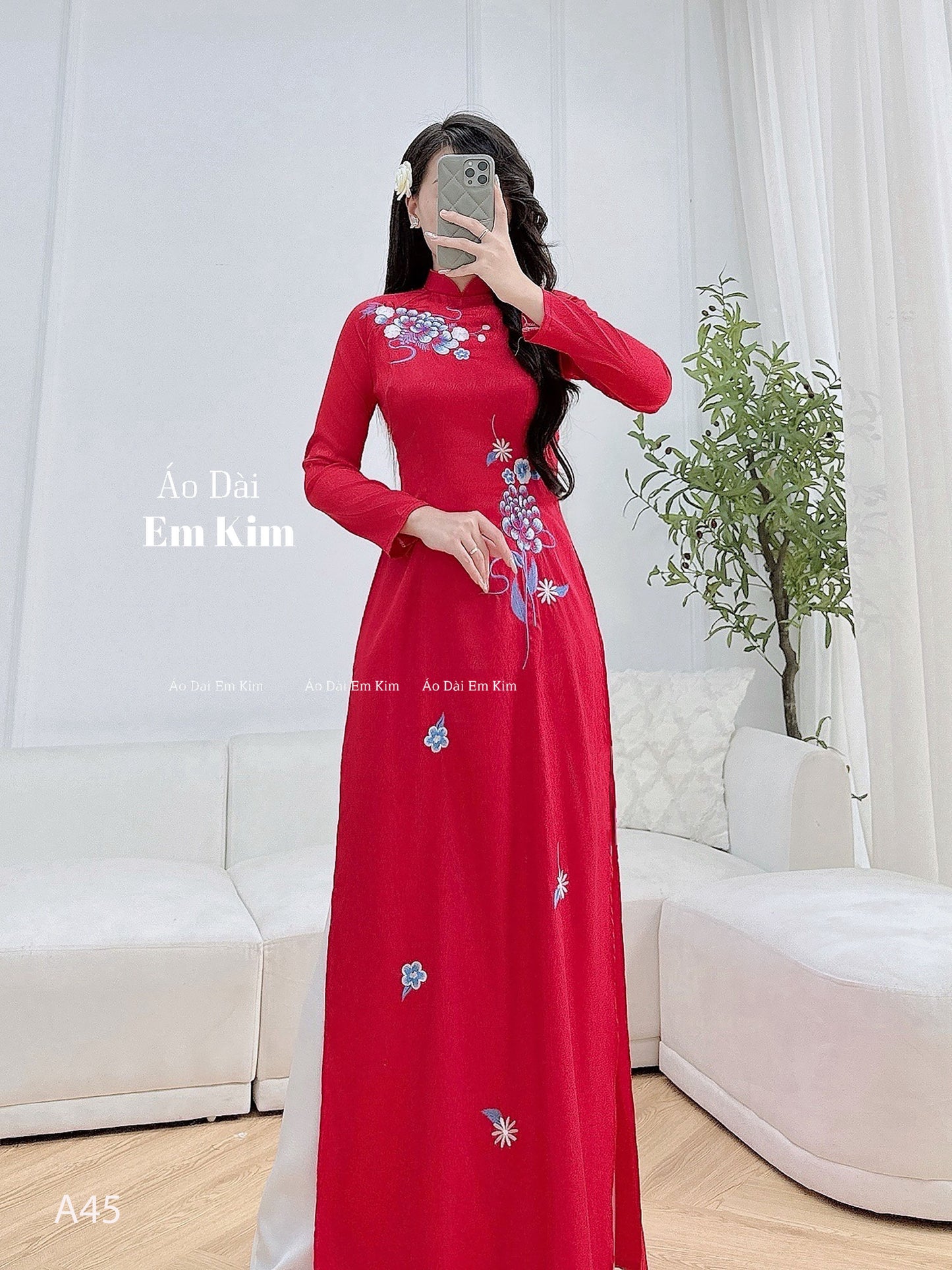 Red theu Design Ao Dai  A45
