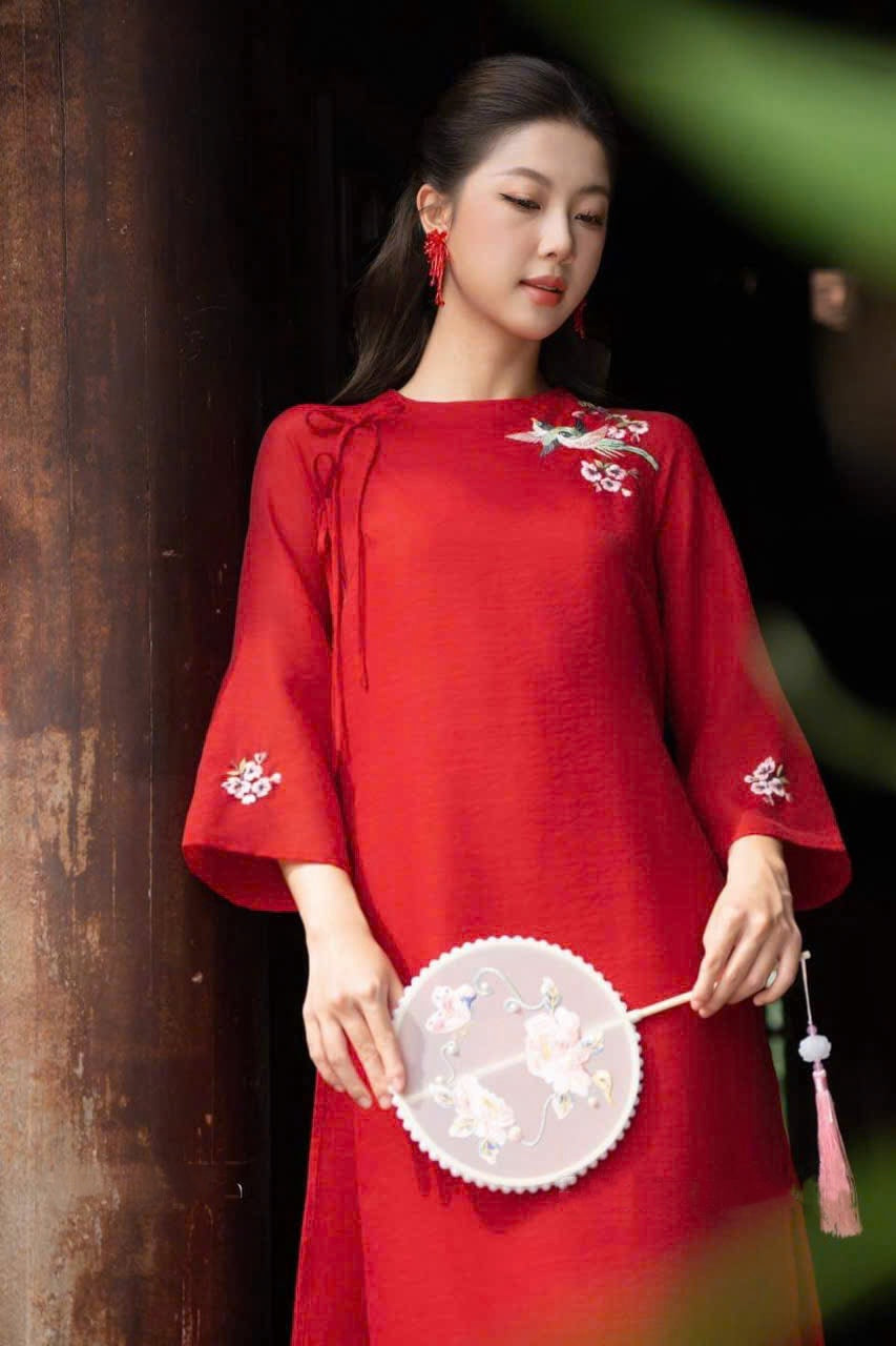 Red PT Ao dai| Pre-made Vietnamese Dress for Lunar New Year Ao Dai Viet Nam|Ao Dai Cach Tan with Pants Q08