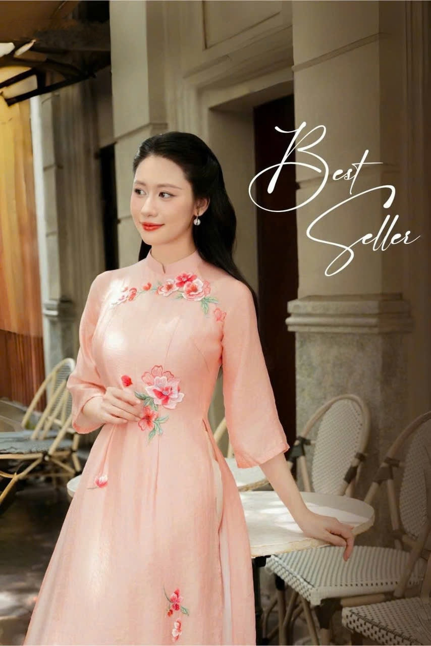 Ao Dai Cam Thêu Đính Kết Q10