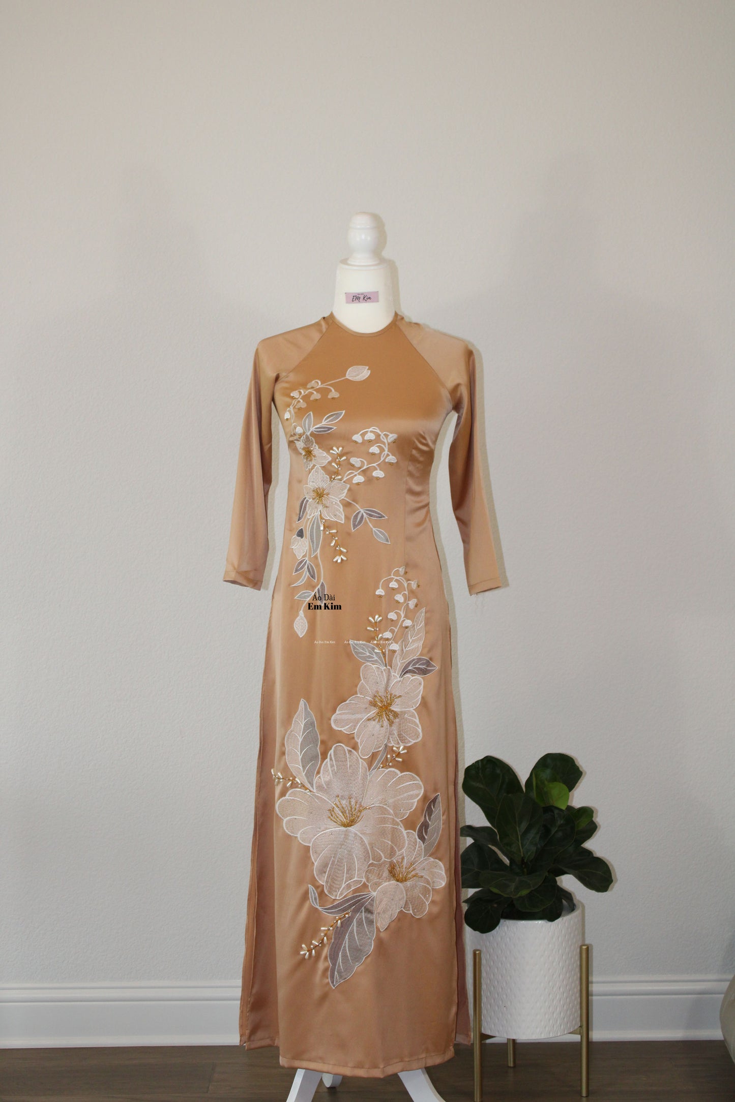 Nude Ao Dai embroidery Ao Dai for mom| K24
