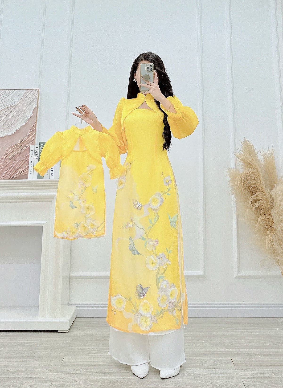 Vàng  Mommy and me matching ao dai set for women and girl| Ao Dai Me va Be modern silk organza| | Lunar New Year| MB58