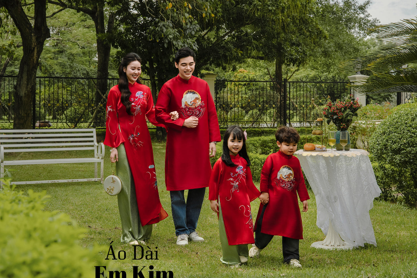 RED TA Family Matching Ao Dai, GD64