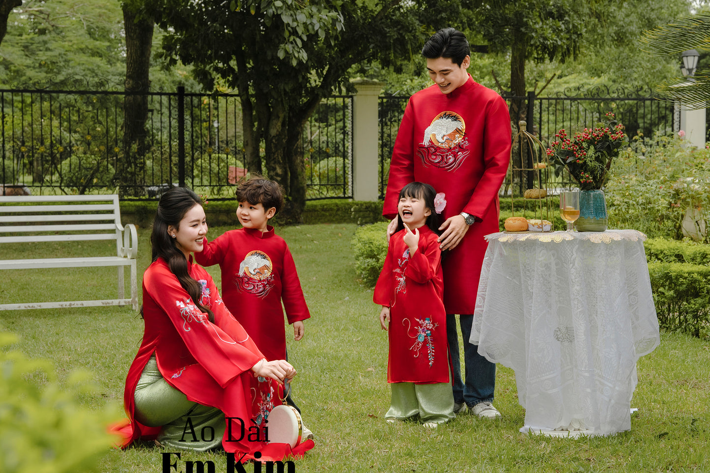 RED TA Family Matching Ao Dai, GD64