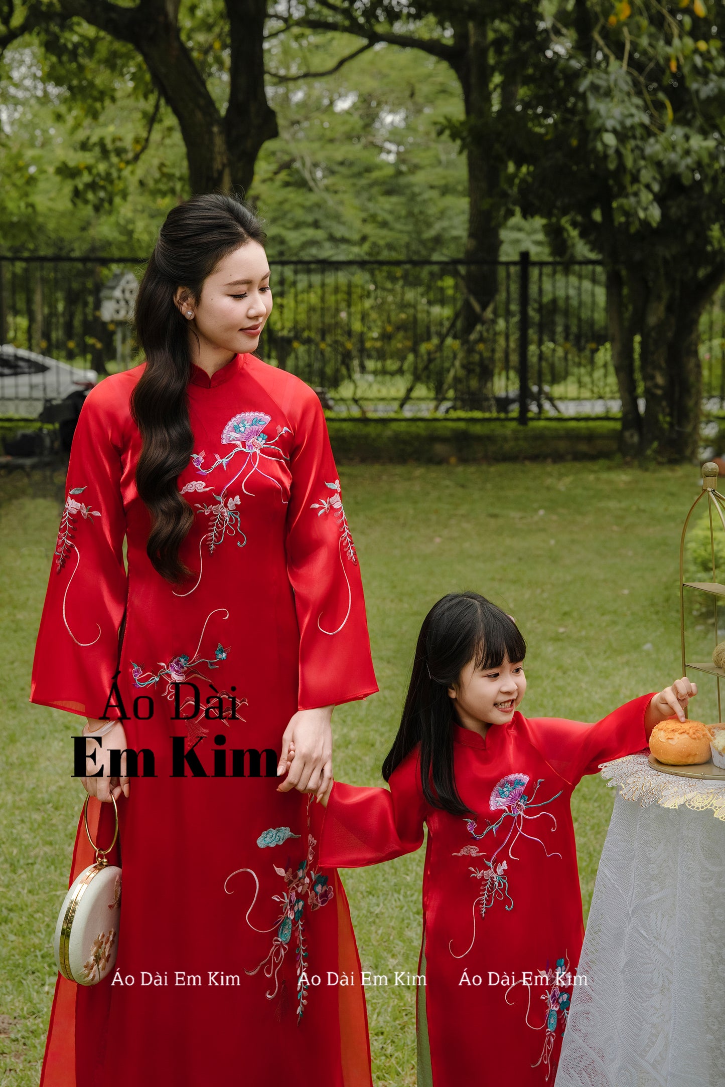 RED TA Family Matching Ao Dai, GD64