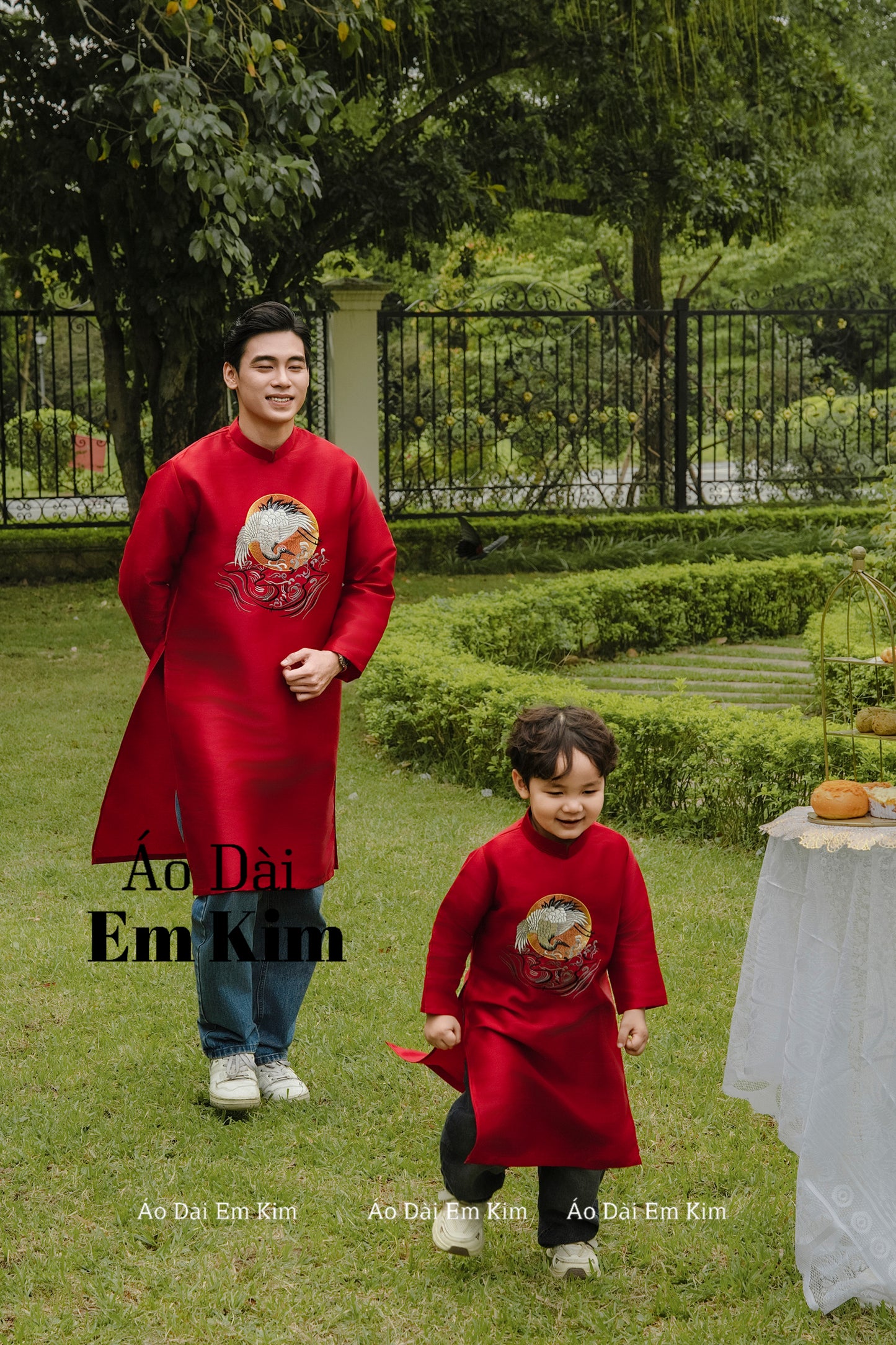 RED TA Family Matching Ao Dai, GD64