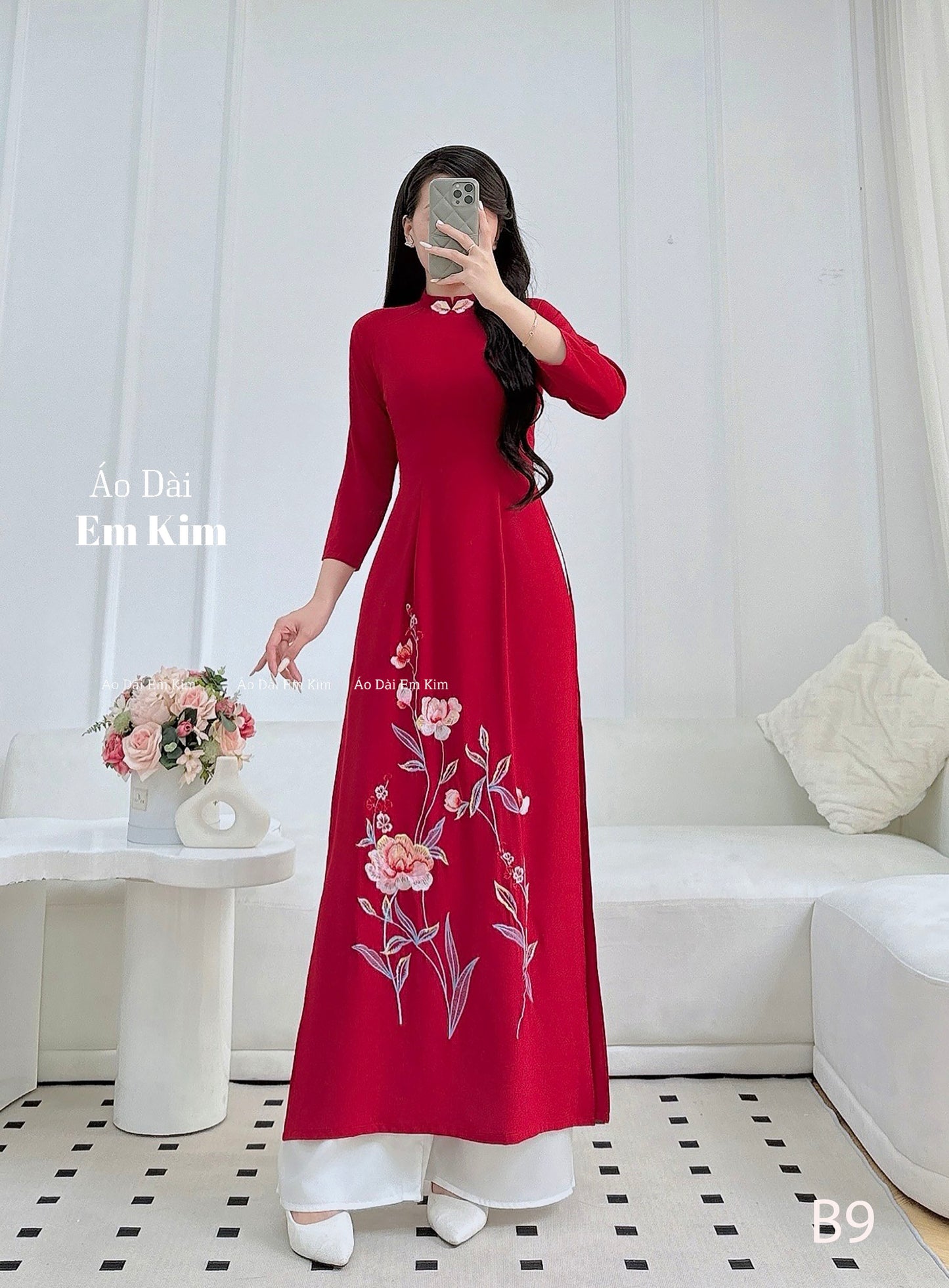 Embroidery flowers Red Ao Dai B9