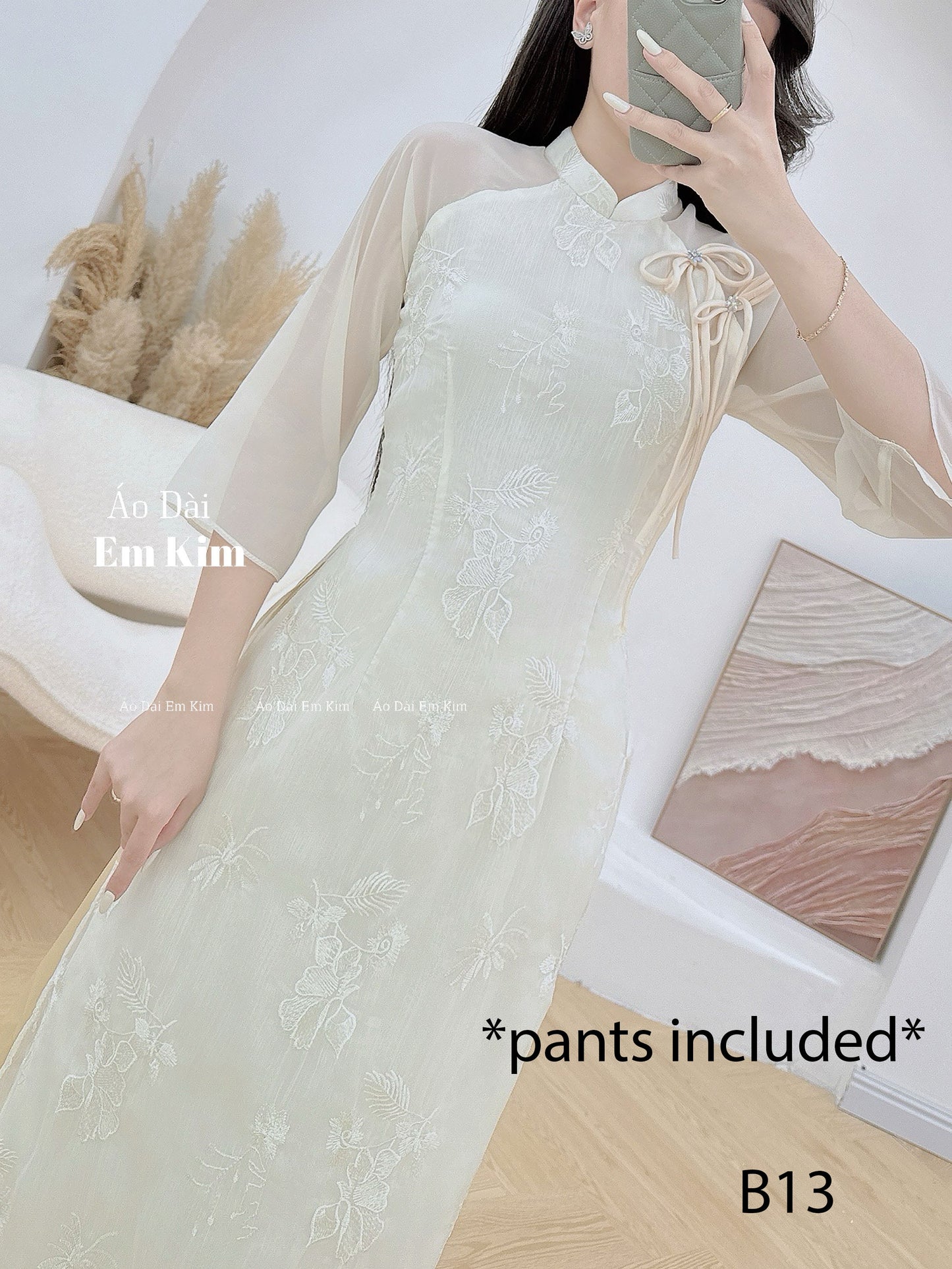 Cream Ao Dai To with Bow |B13