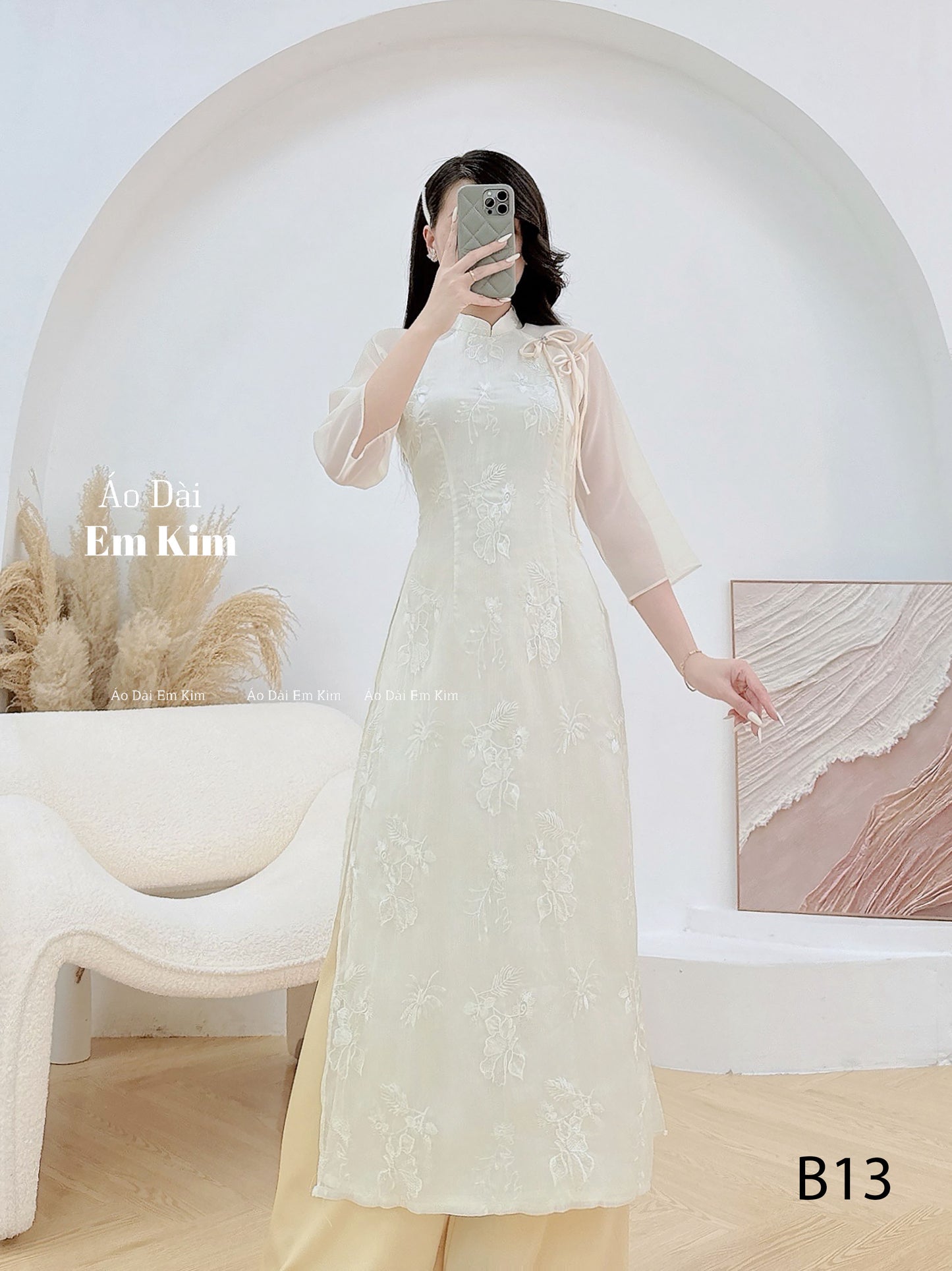 Cream Ao Dai To with Bow |B13