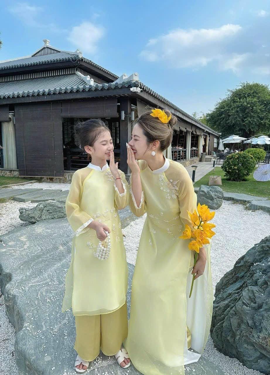 Mommy and daughter Matching Ao Dai Set đính kết| Pre-made Modern Ao Dai Vietnam| Ao Dai women| Ao dai for girls| Lunar New Year| Me Va Be|