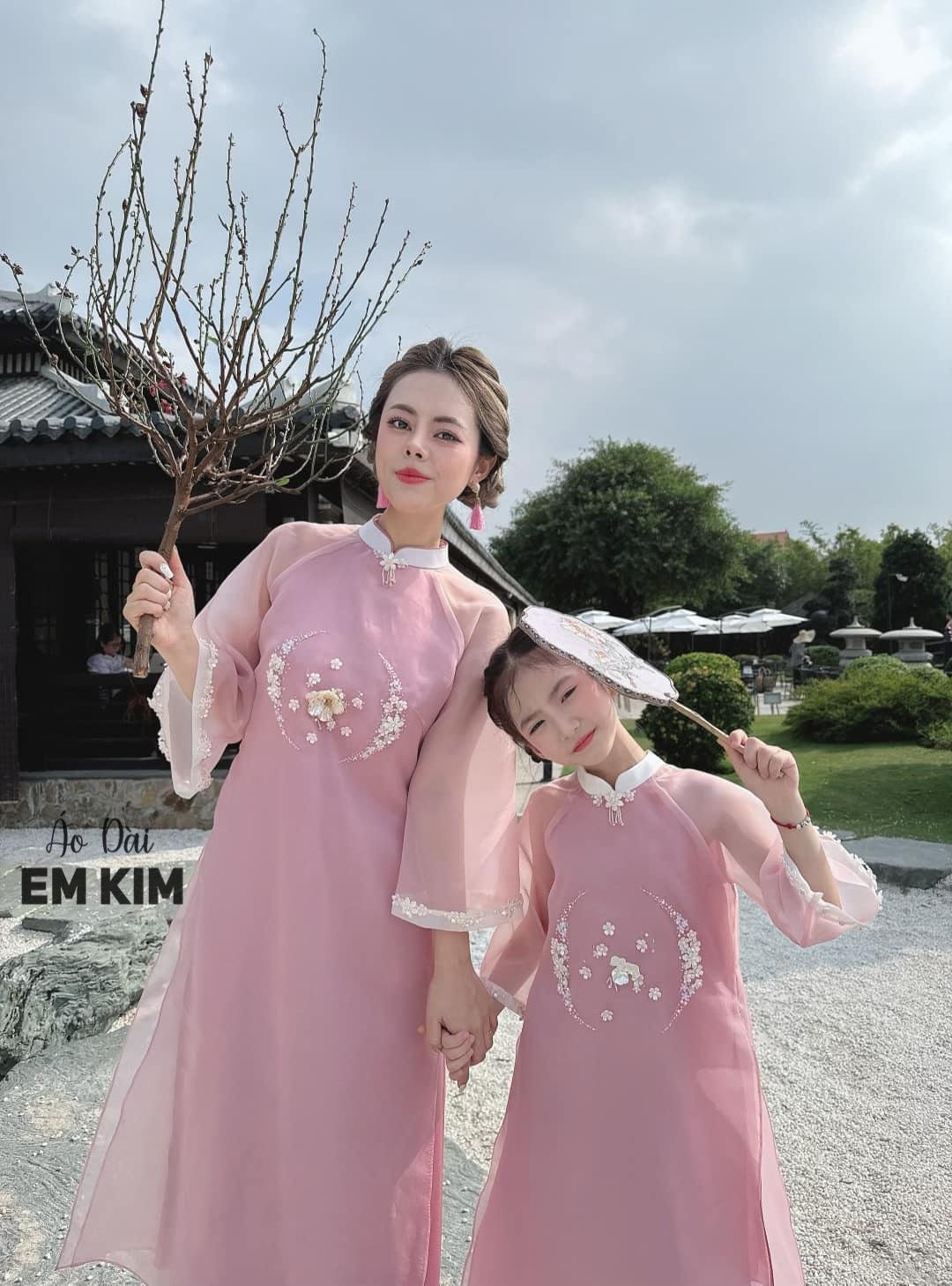 Mommy and me matching ao dai set for women and girl| modern organza silk double layers | | Lunar New Year| MB44