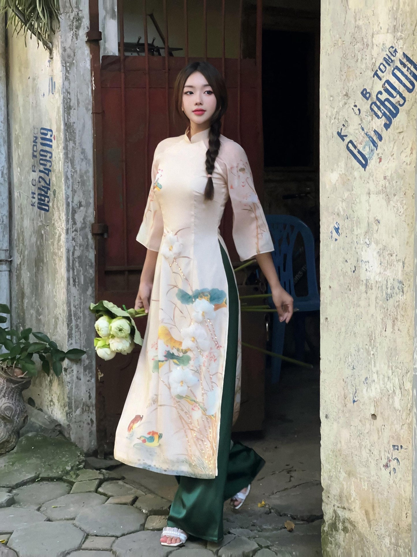 Ao Dai 3D Lotus double layers design dinh ket| Pre-made Vietnamese Ao Dai for women| Ao Dai Cach Tan| Ao Dai women with pants| Ao Dai modern