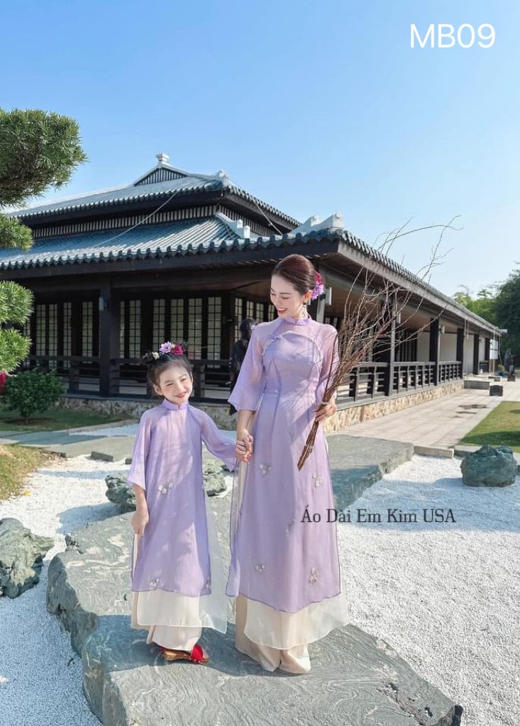 Mommy and Daughter Purple Silk Flower Ao Dai MB09