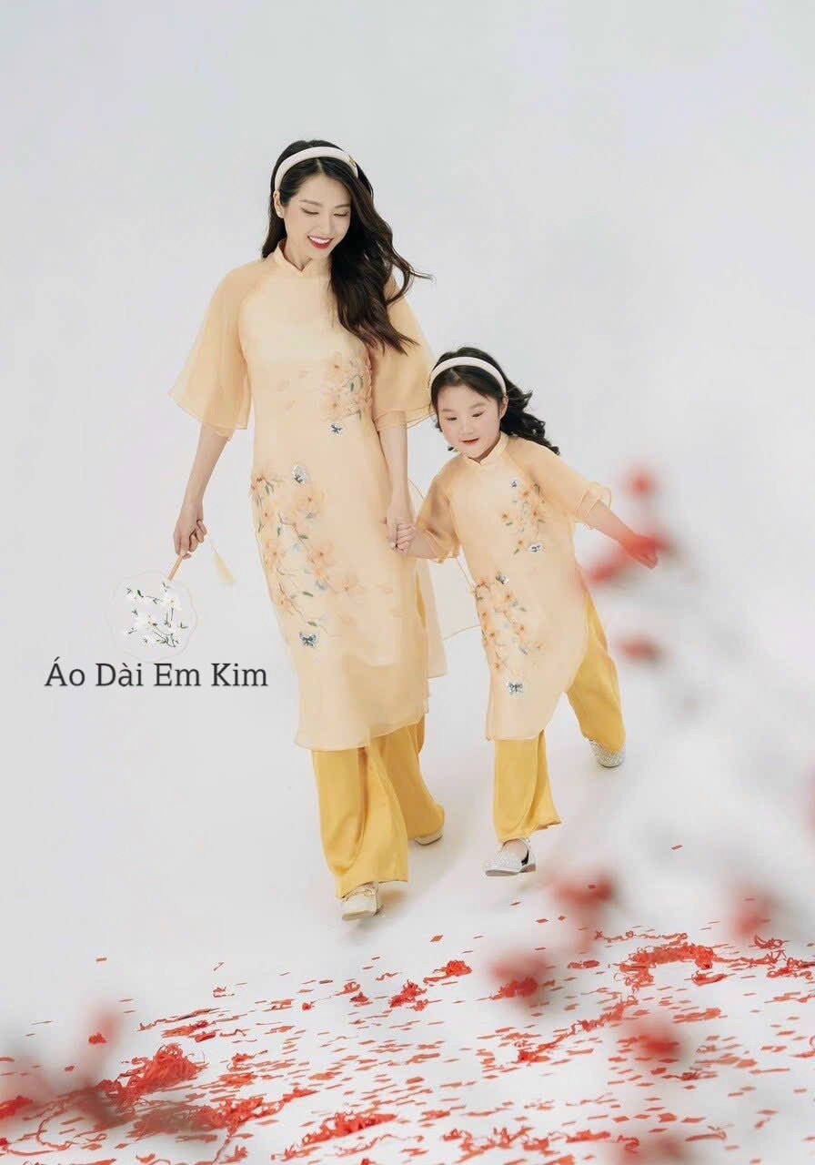Mommy and Daughter Cream Flower Ao Dai/Pre-made Modernized Vietnamese Ao Dai|Ao Dai for Lunar New Year/Matching Ao Dai Tet |MB13